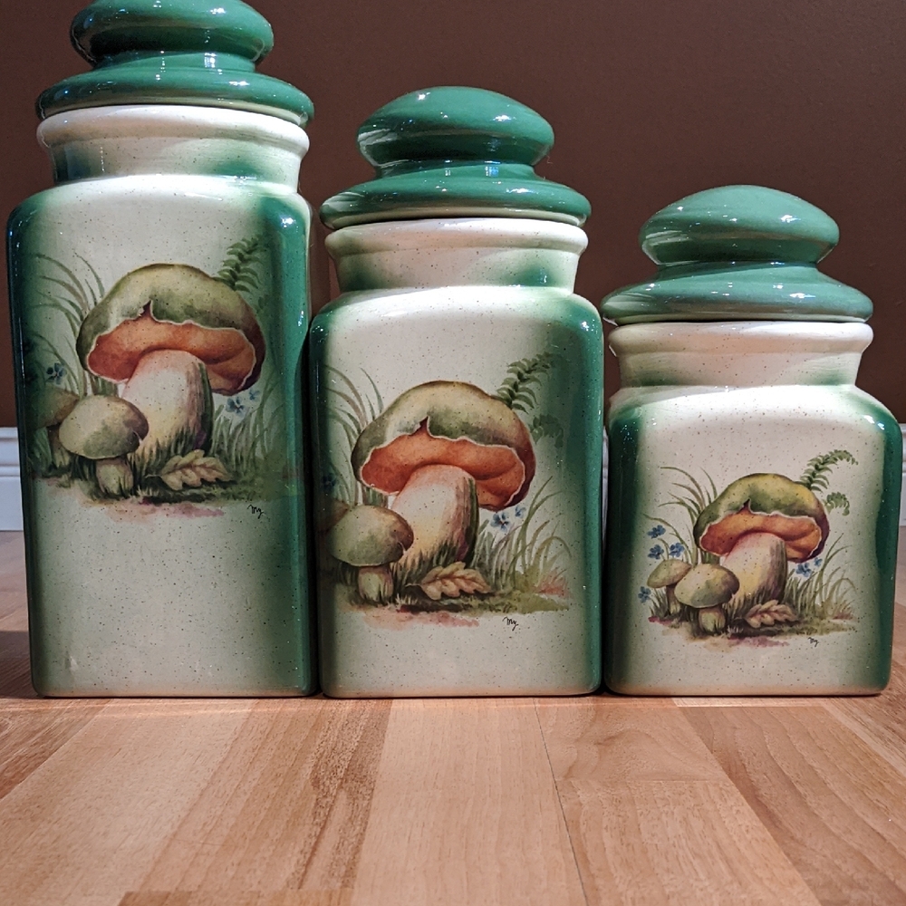 Handcrafted Mushroom Canister Set - Green and Cream